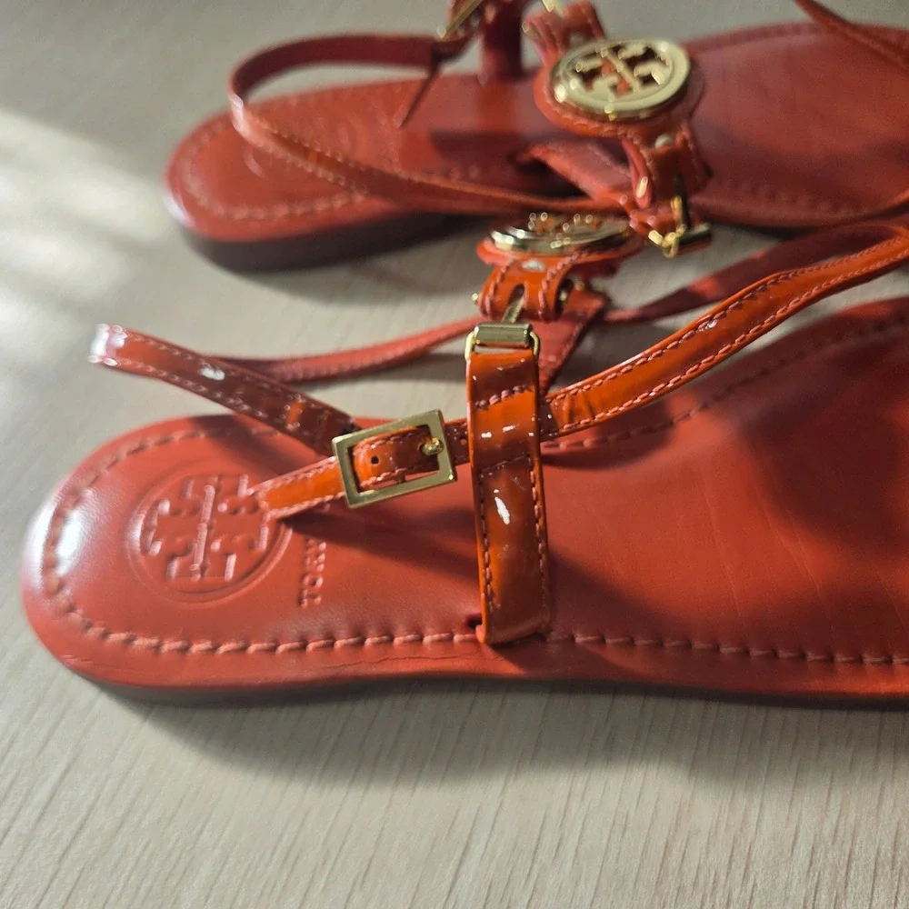 Tory Burch Miller Patent Leather Logo Sandals Orange Gold Size 6.5 M